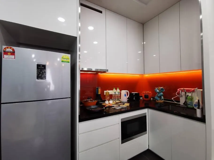 Mont Kiara Main Street Walking Distance Sunway 163 2Bedroom With Balcony 1-3Pax Apartman Kuala Lumpur